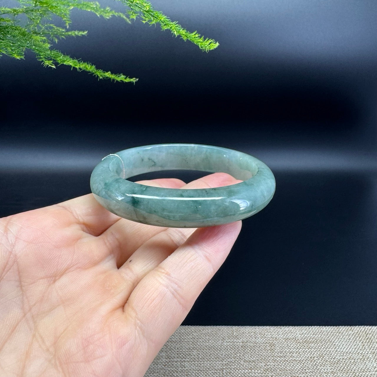 Genuine Burmese Oil Green Jade Jadeite Bangle Bracelet ( 57.5mm )