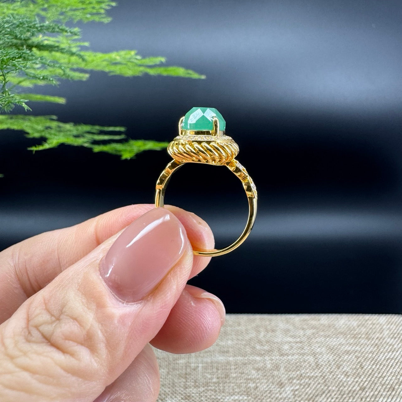 RealJade® 18k Yellow Gold Natural Imperial Green Pear Shape Jadeite Jade Engagement Ring With Diamonds