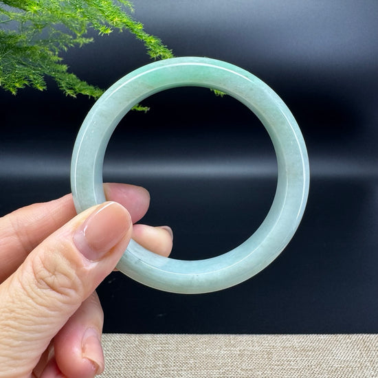 Genuine Burmese Green Jade Jadeite Bangle Bracelet ( 57.6mm )