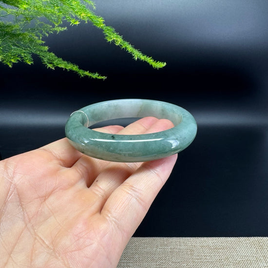 Genuine Burmese Oil Green Jade Jadeite Bangle Bracelet ( 57.5mm )