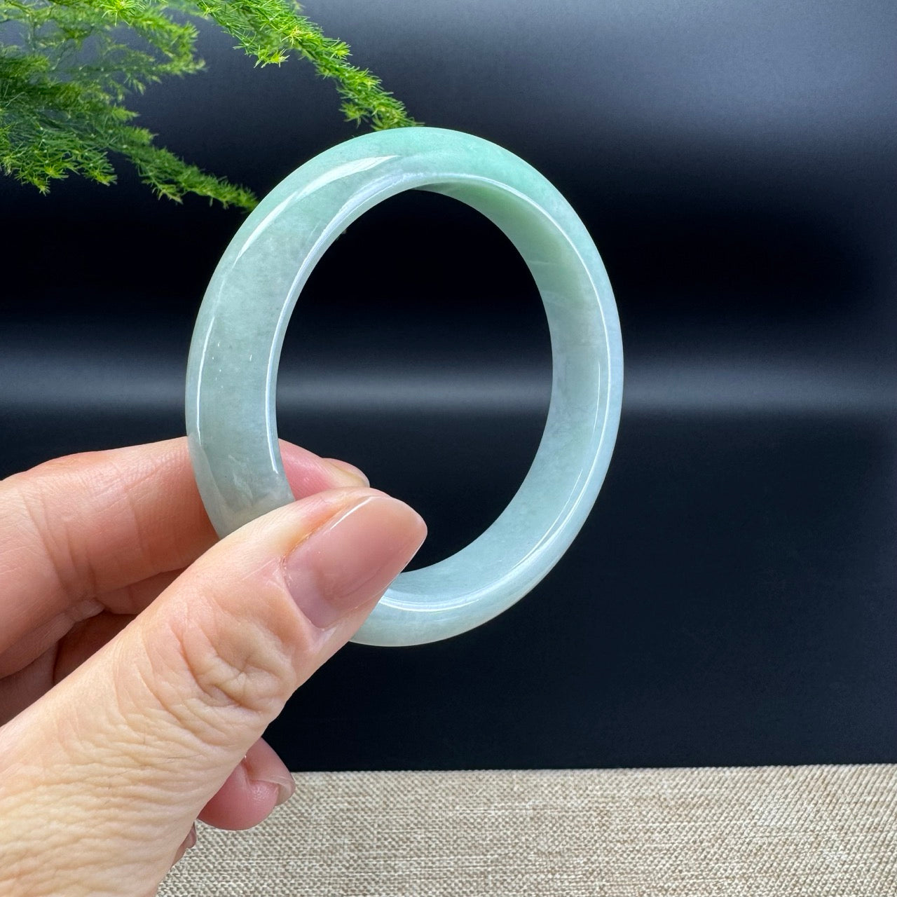 Genuine Burmese Apple Green Jade Jadeite Bangle Bracelet ( 57.5mm )