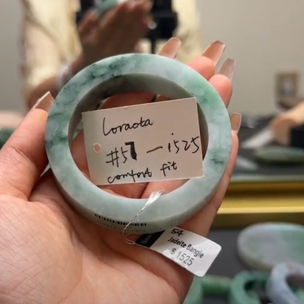 "Live" Natural Light Green Flower Jadeite Jade Comfor Fit Bangle(05/29/2026)