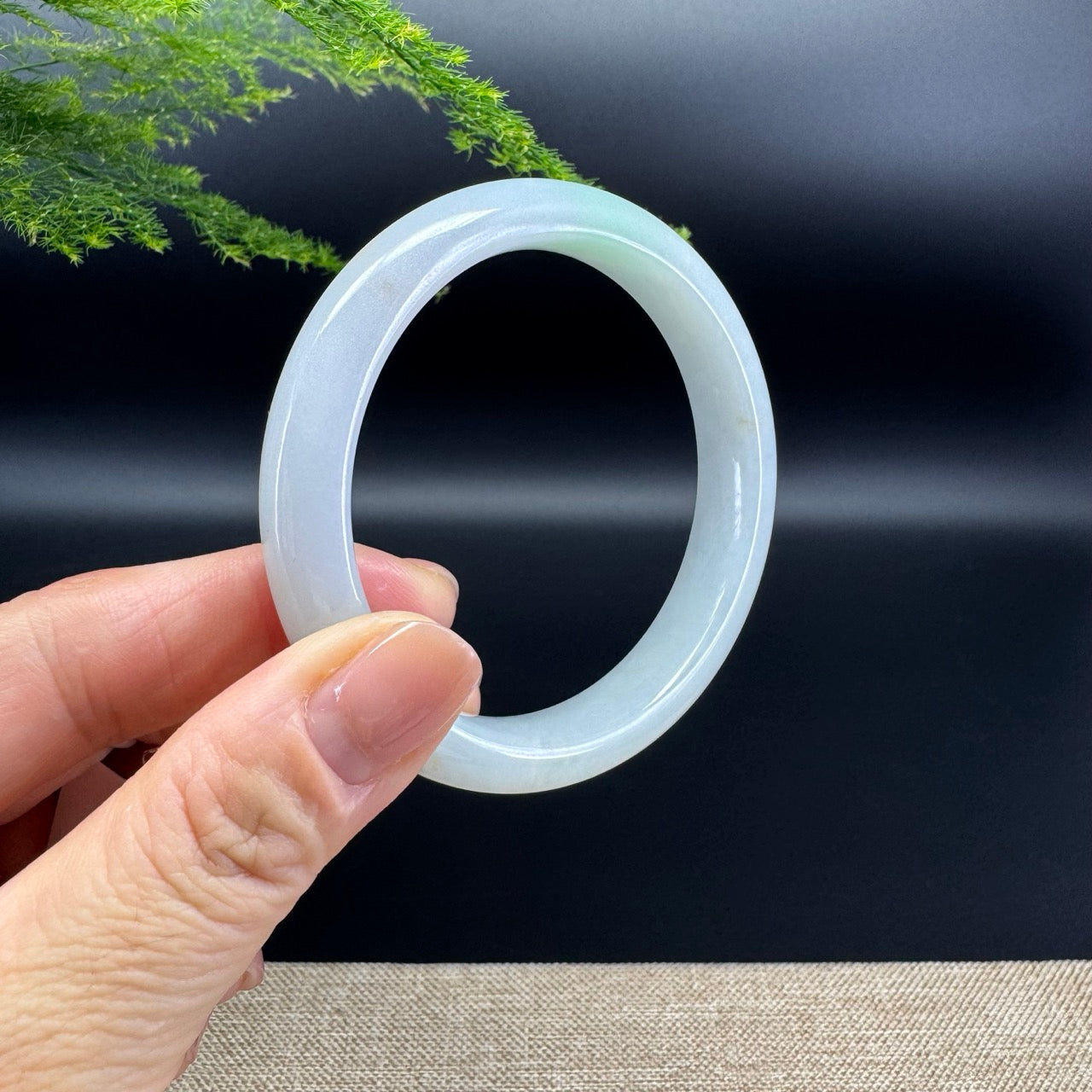 Genuine Burmese Green Jade Jadeite Bangle Bracelet ( 57mm )