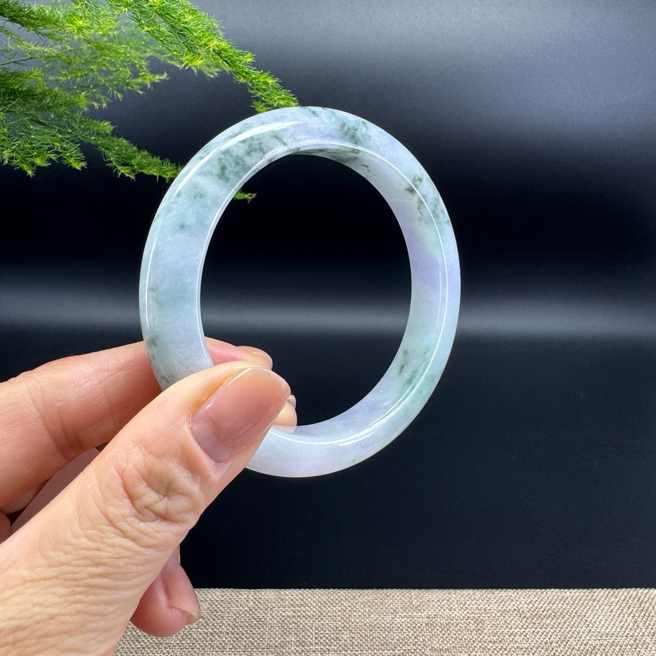 Genuine Burmese Lavender Oil Green Jade Jadeite Bangle Bracelet ( 57.2mm )