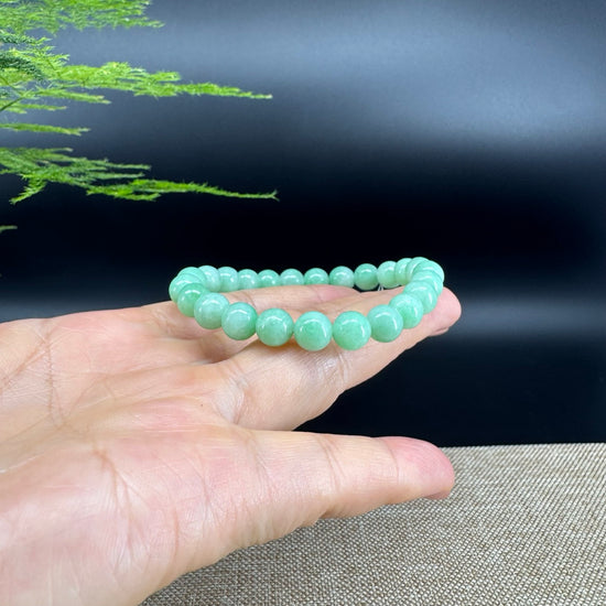 RealJade® Co. Genuine Jadeite Jade Round Apple Green Beads Bracelet (7.5mm)