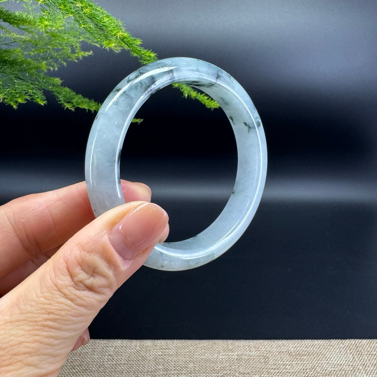 Genuine Burmese Green Jade Jadeite Bangle Bracelet ( 57.7mm )