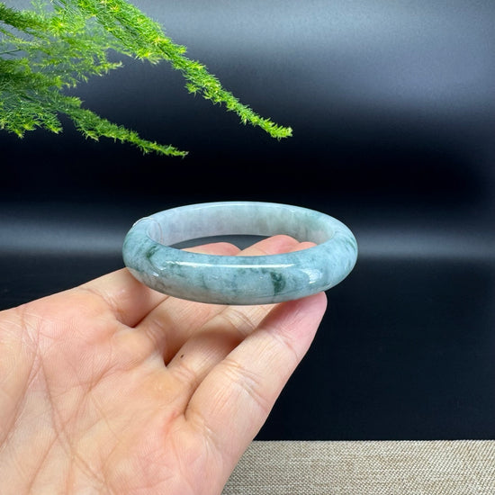 Genuine Burmese Green Jade Jadeite Bangle Bracelet ( 57.5mm )