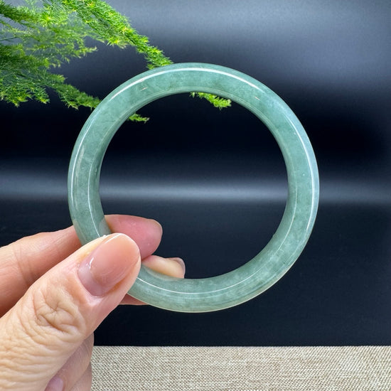 Genuine Burmese Oil Green Jade Jadeite Bangle Bracelet ( 57.2mm )