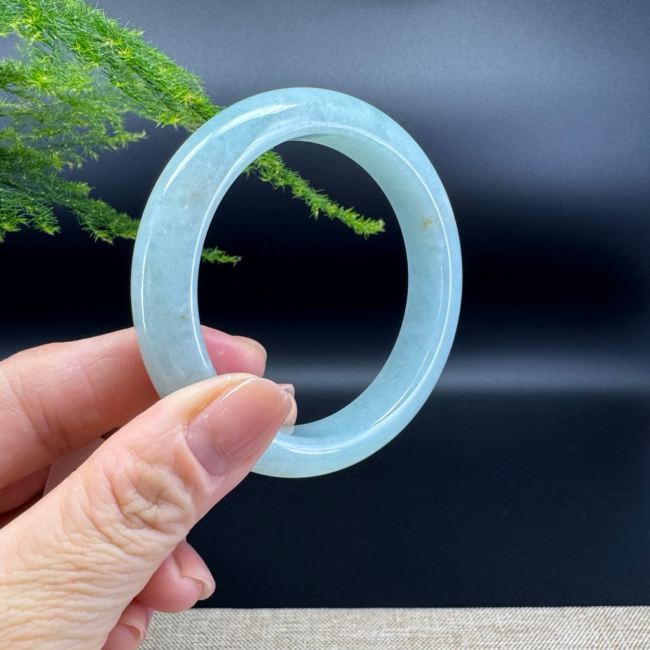 Genuine Burmese  Apple Green Jade Jadeite Bangle Bracelet ( 57mm )