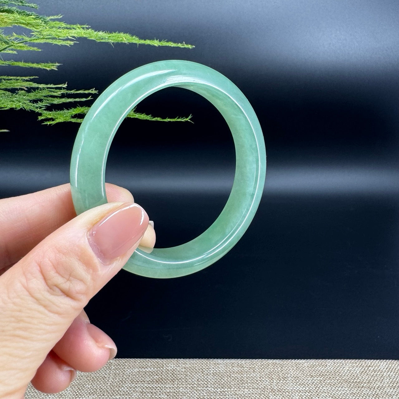 Genuine Burmese Green Jade Jadeite Bangle Bracelet ( 54.6mm )