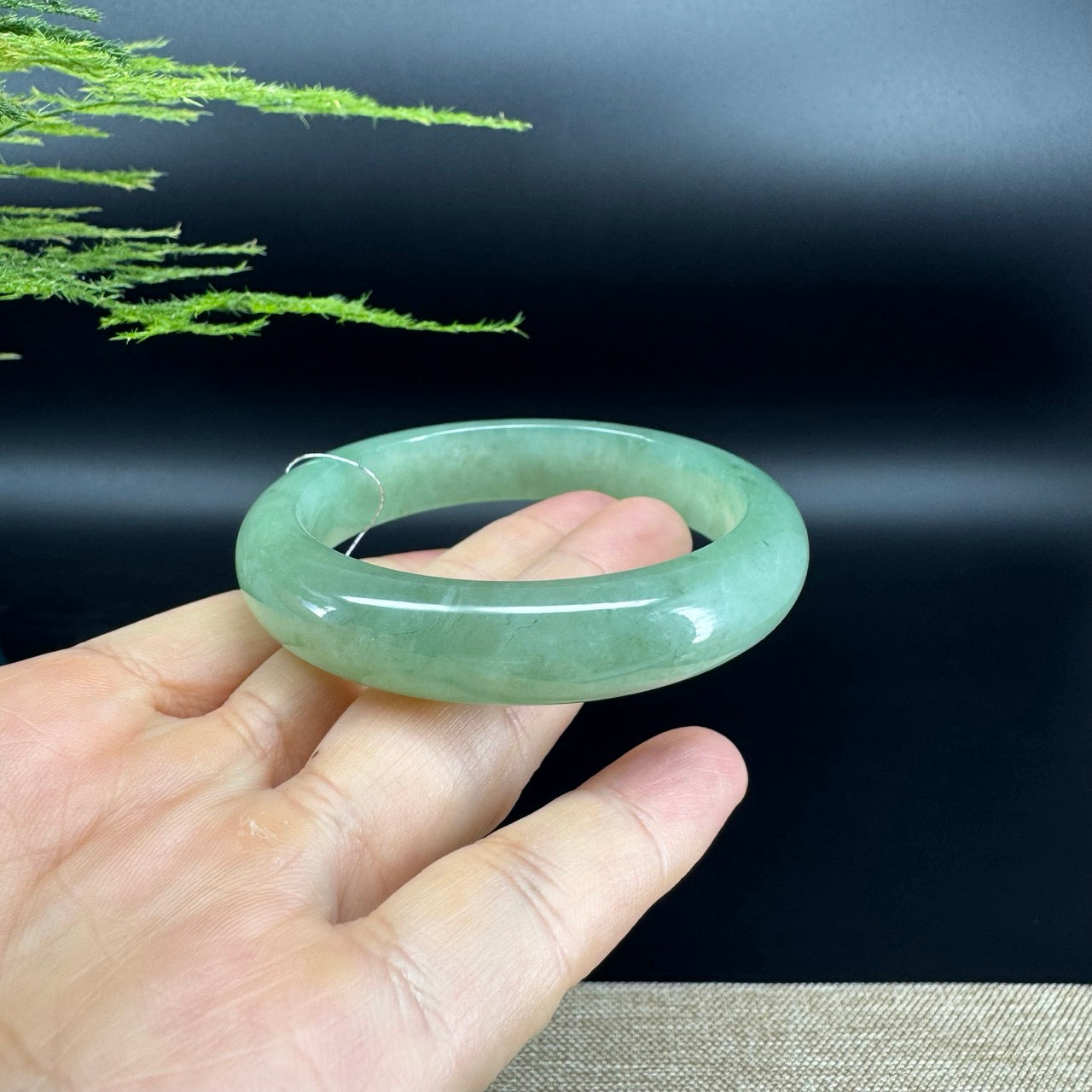 Genuine Burmese Green Jade Jadeite Bangle Bracelet ( 54.6mm )