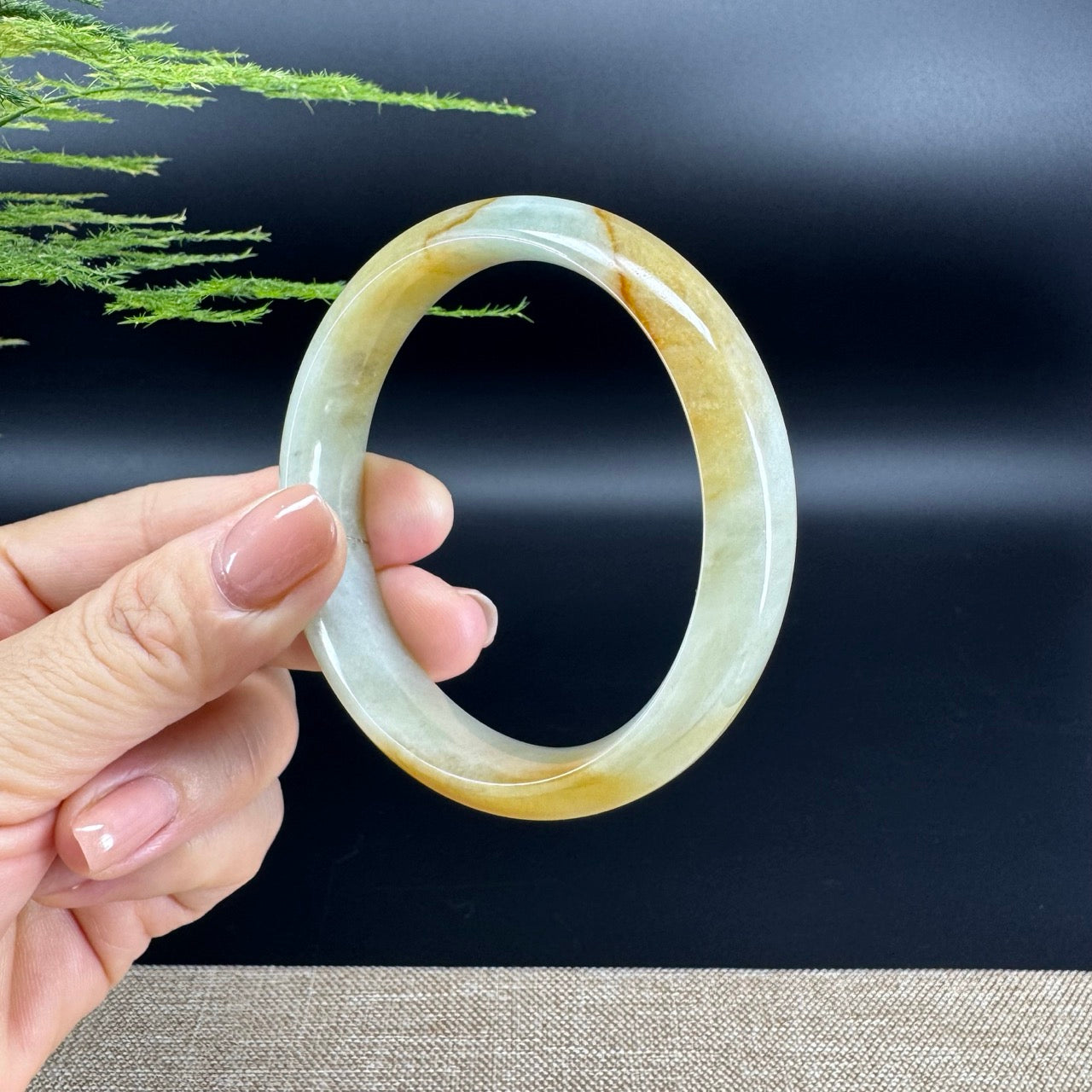 Genuine Burmese Yellow Green Jade Jadeite Bangle Bracelet ( 57.3mm )