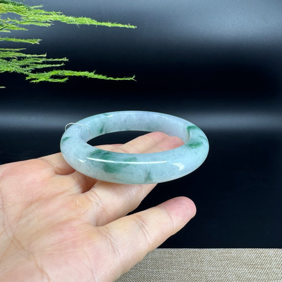Genuine Burmese White Green Jade Jadeite Bangle Bracelet ( 56.9mm )