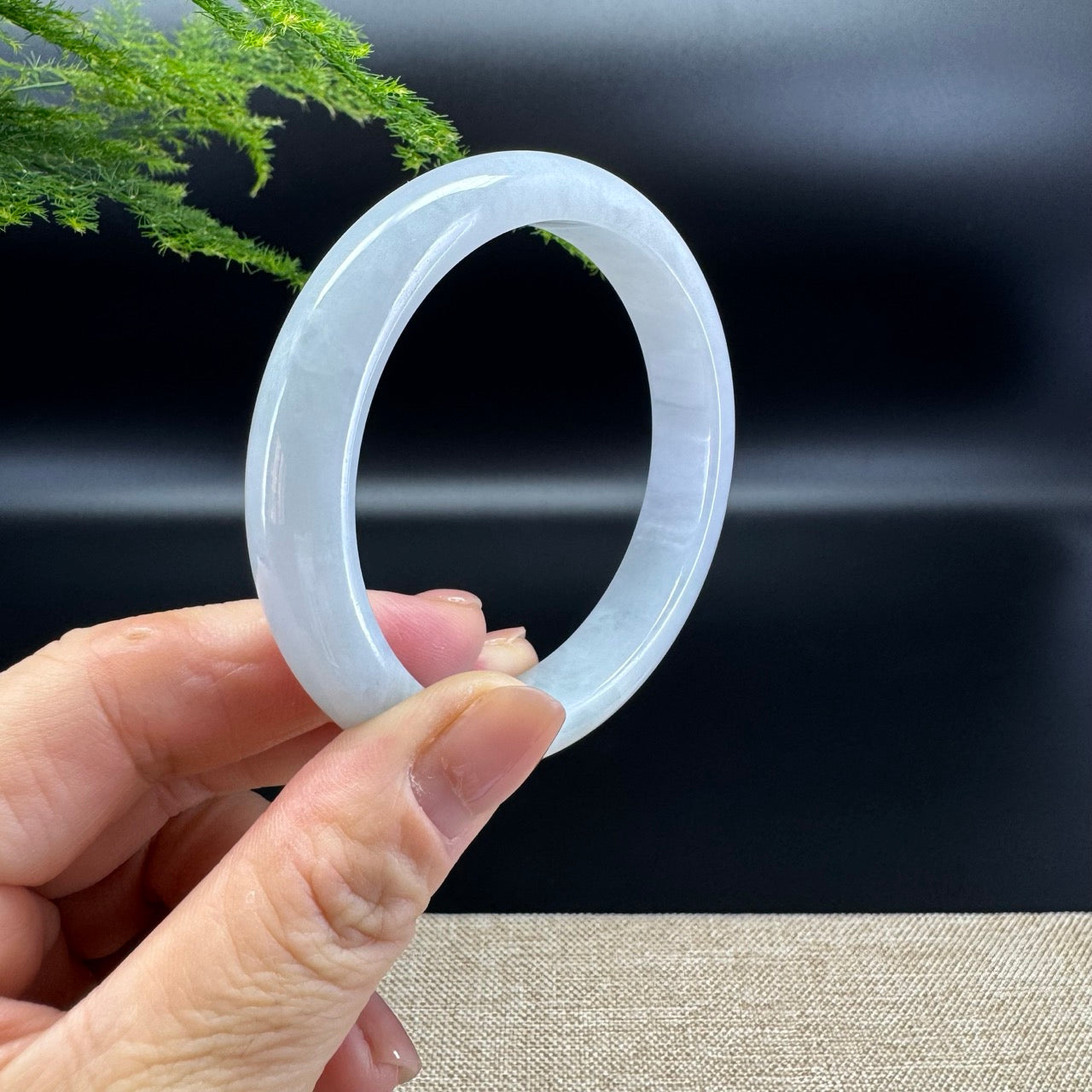 Genuine Burmese Icy Jade Jadeite Bangle Bracelet ( 58.0mm )