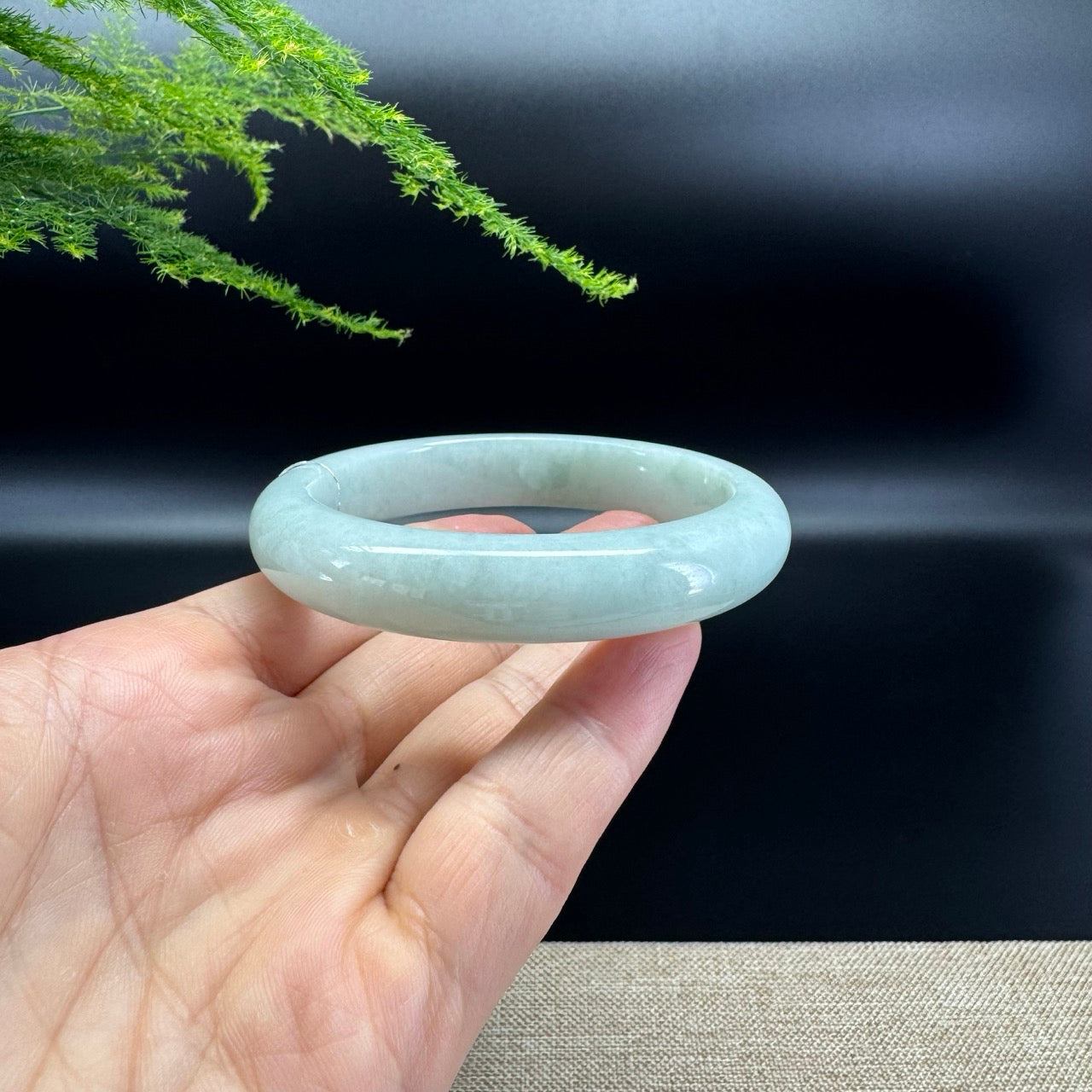 Genuine Burmese Apple Green Jade Jadeite Bangle Bracelet ( 58.4mm )