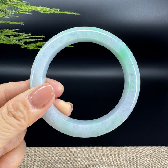 Genuine Burmese White Green Jade Jadeite Bangle Bracelet ( 59.7mm )
