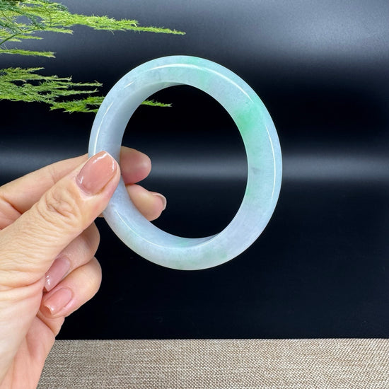 Genuine Burmese White Green Jade Jadeite Bangle Bracelet ( 59.7mm )