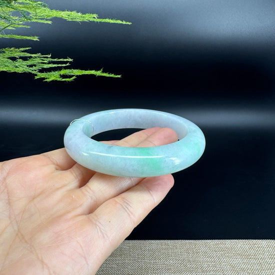 Genuine Burmese White Green Jade Jadeite Bangle Bracelet ( 59.7mm )
