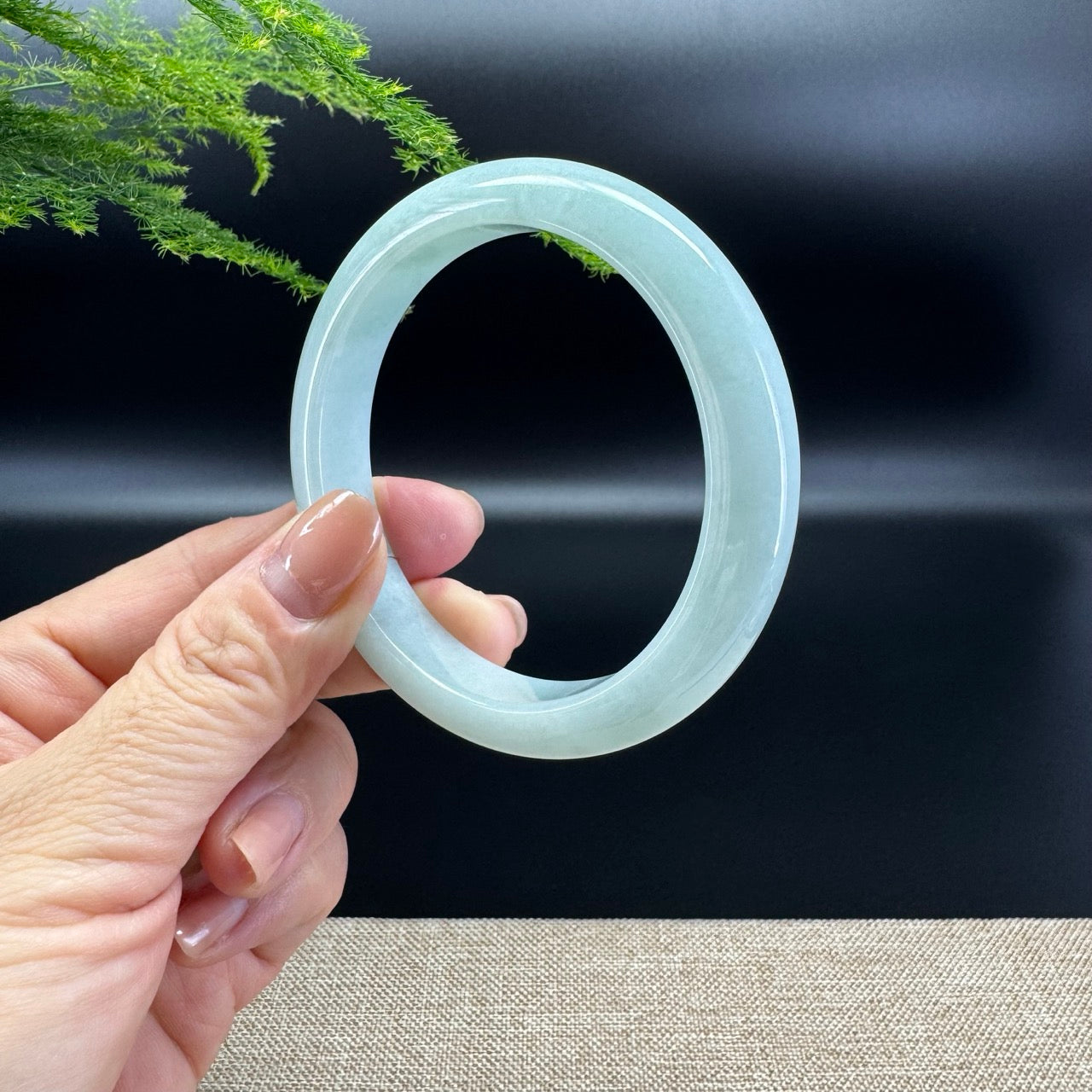 Genuine Burmese Apple Green Jade Jadeite Bangle Bracelet ( 58.6mm )