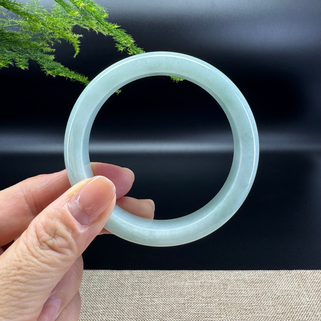 Genuine Burmese Apple Green Jade Jadeite Bangle Bracelet ( 58.6mm )