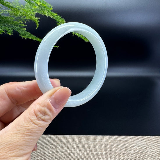 Genuine Burmese Green Jade Jadeite Bangle Bracelet ( 58.8mm )