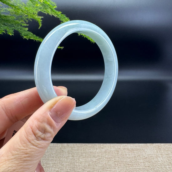 Genuine Burmese Green Jade Jadeite Bangle Bracelet ( 58.2mm )