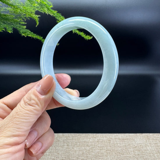 Genuine Burmese Green Jade Jadeite Bangle Bracelet ( 58.2mm )