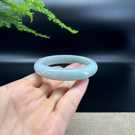 Genuine Burmese Green Jade Jadeite Bangle Bracelet ( 58.2mm )