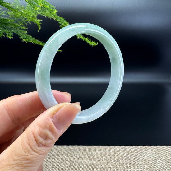 Genuine Burmese Green Jade Jadeite Bangle Bracelet ( 58.9mm )