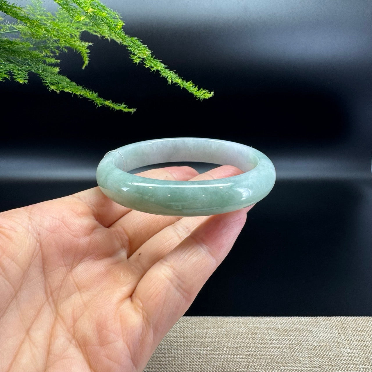 Genuine Burmese Green Jade Jadeite Bangle Bracelet ( 58.9mm )