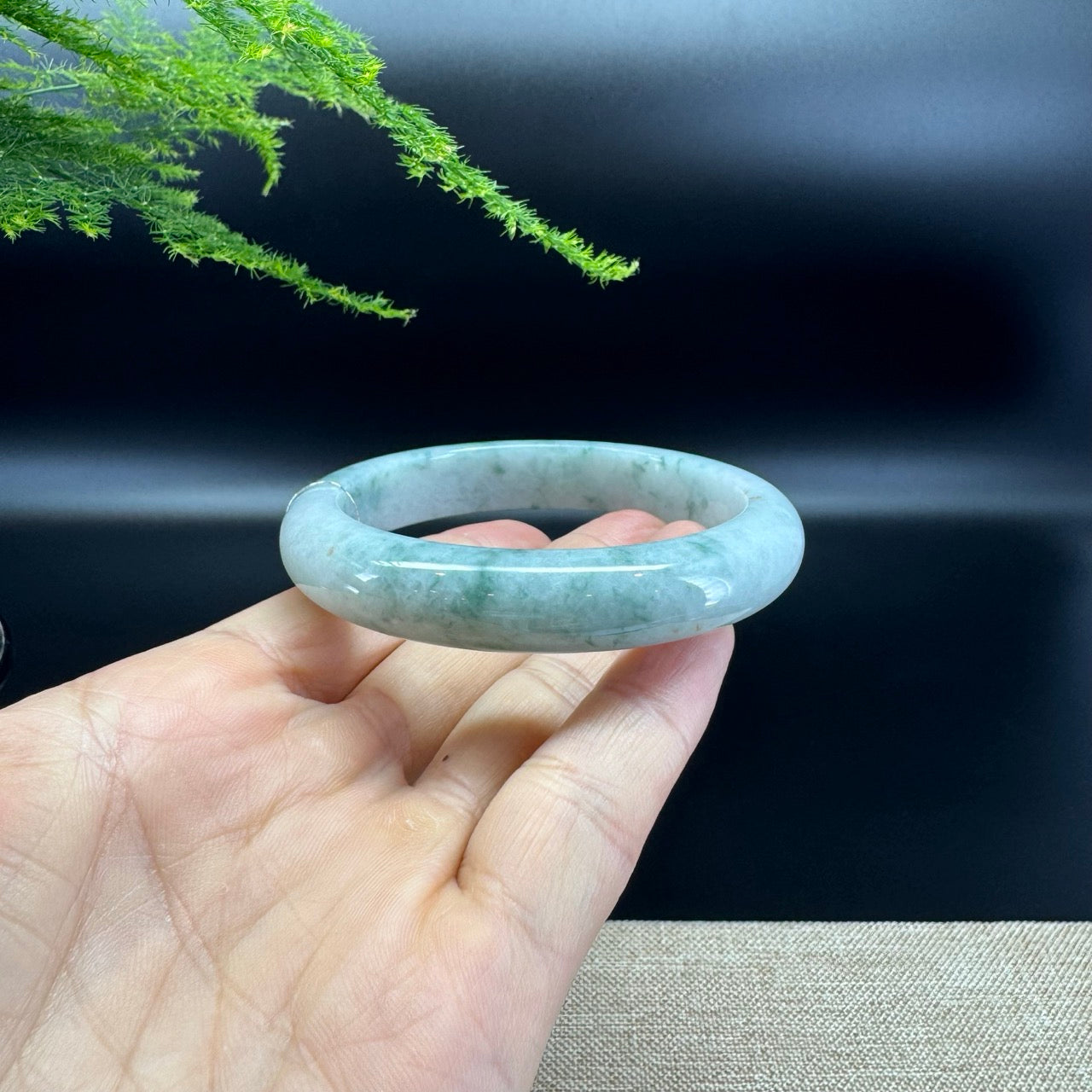 Genuine Burmese Green Jade Jadeite Bangle Bracelet ( 58.6mm )