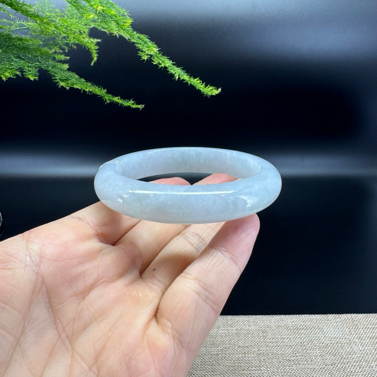 Genuine Burmese Icy Green Jade Jadeite Bangle Bracelet ( 58.2mm )