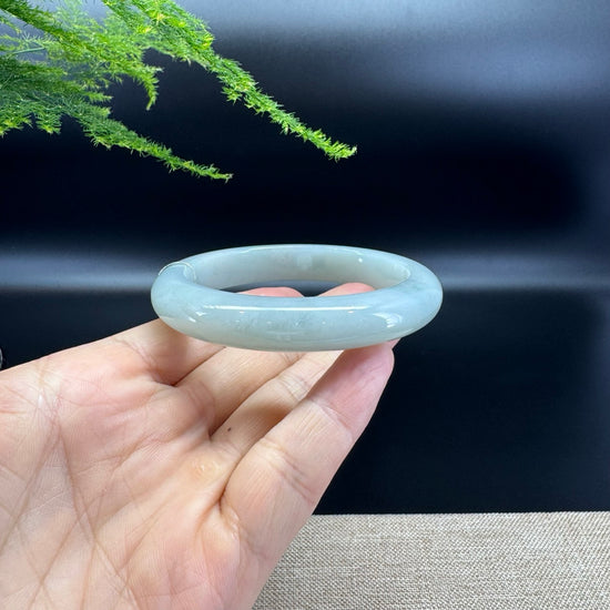 Genuine Burmese Green Jade Jadeite Bangle Bracelet ( 58.5mm )