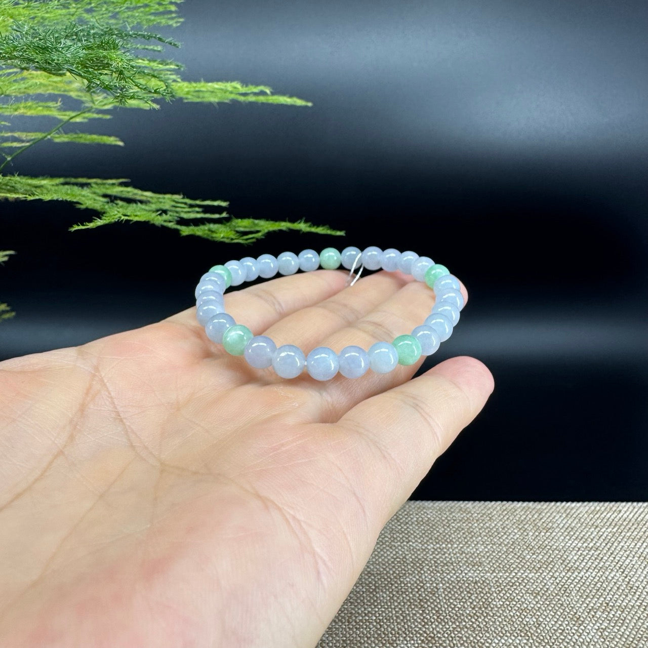 Natural Jadeite Jade Round Lavender Green Beads Bracelet ( 6 mm )
