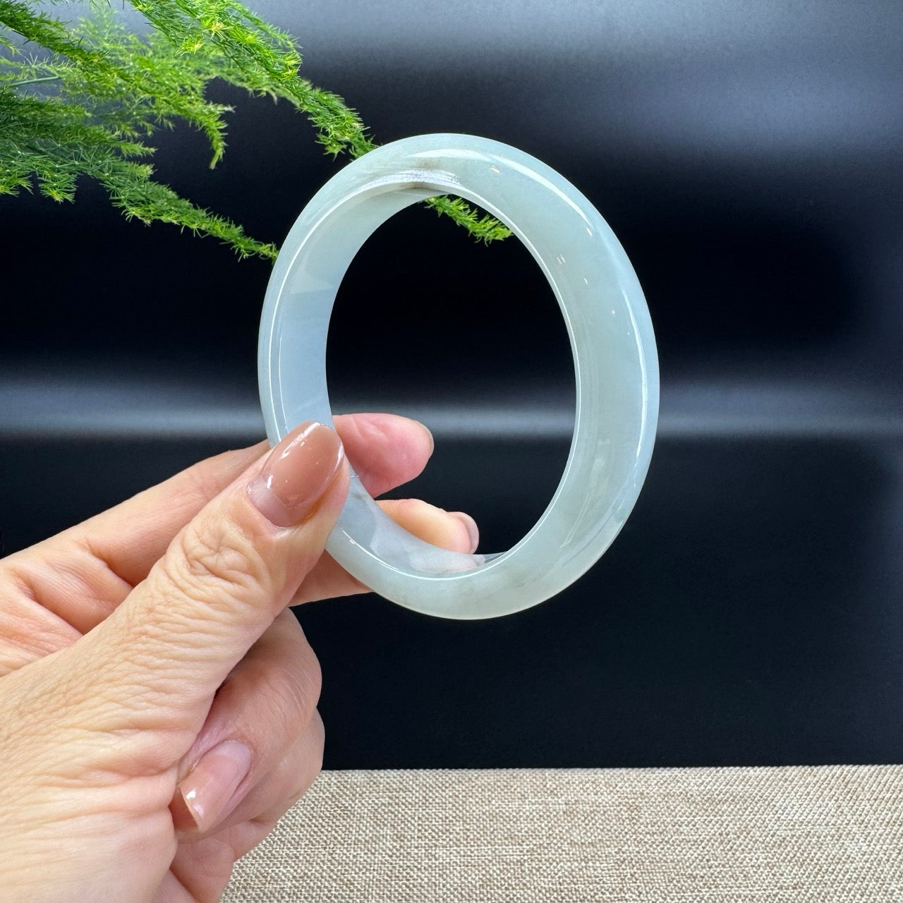 Genuine Burmese Green Jade Jadeite Bangle Bracelet ( 58mm )