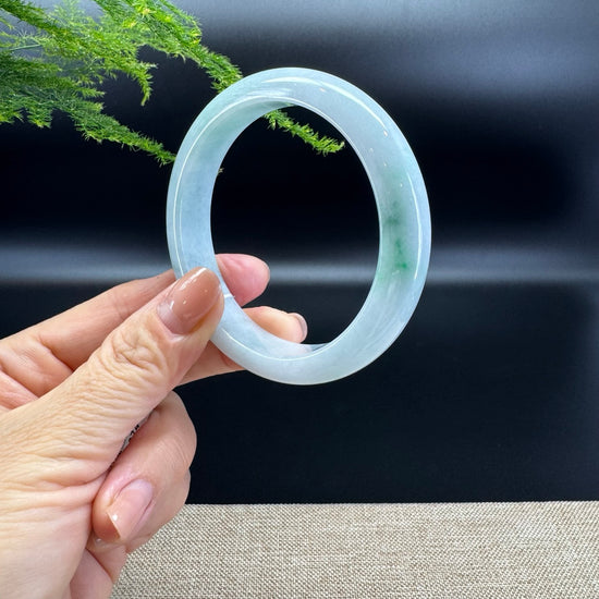 Genuine Burmese Green Jade Jadeite Bangle Bracelet ( 58.6mm )