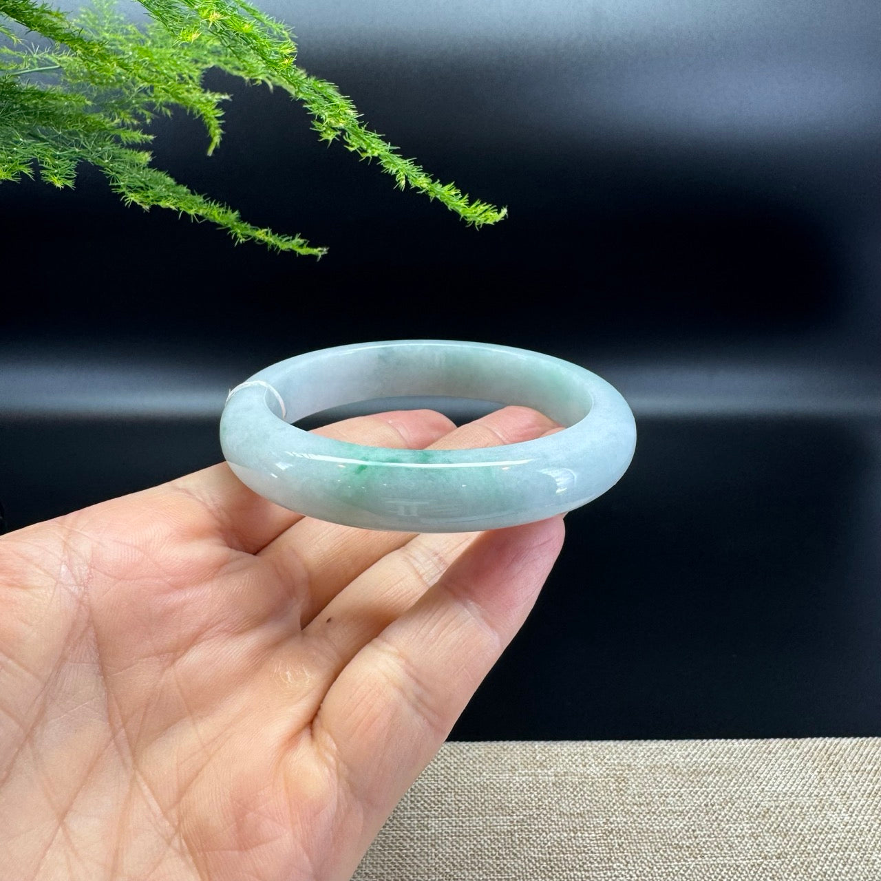 Genuine Burmese Green Jade Jadeite Bangle Bracelet ( 58.6mm )