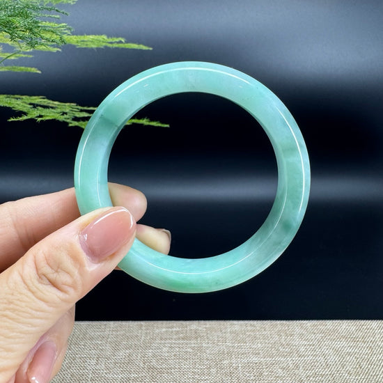Genuine Burmese Green Jade Jadeite Bangle Bracelet ( 56.6mm)