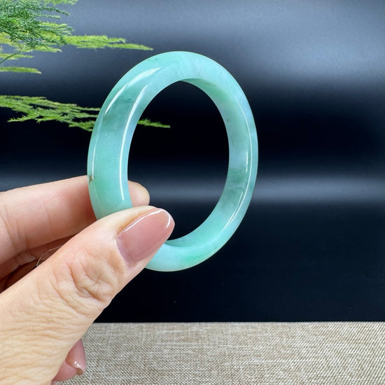 Genuine Burmese Green Jade Jadeite Bangle Bracelet ( 56.6mm)