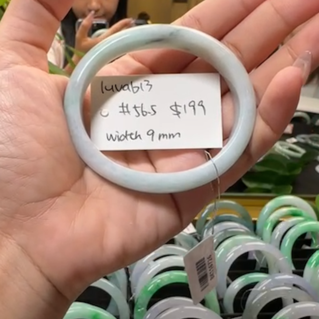 Live "Natural Light Green Jadeite Jade Bangle" (Live Pick) (08/02/25)