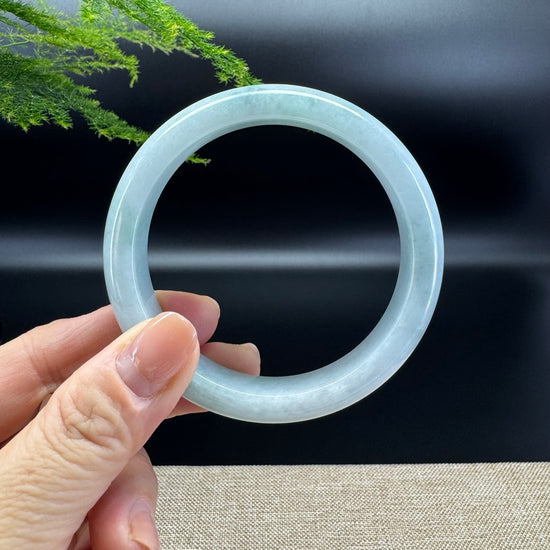 Genuine Burmese Green Jade Jadeite Bangle Bracelet ( 59.5mm )