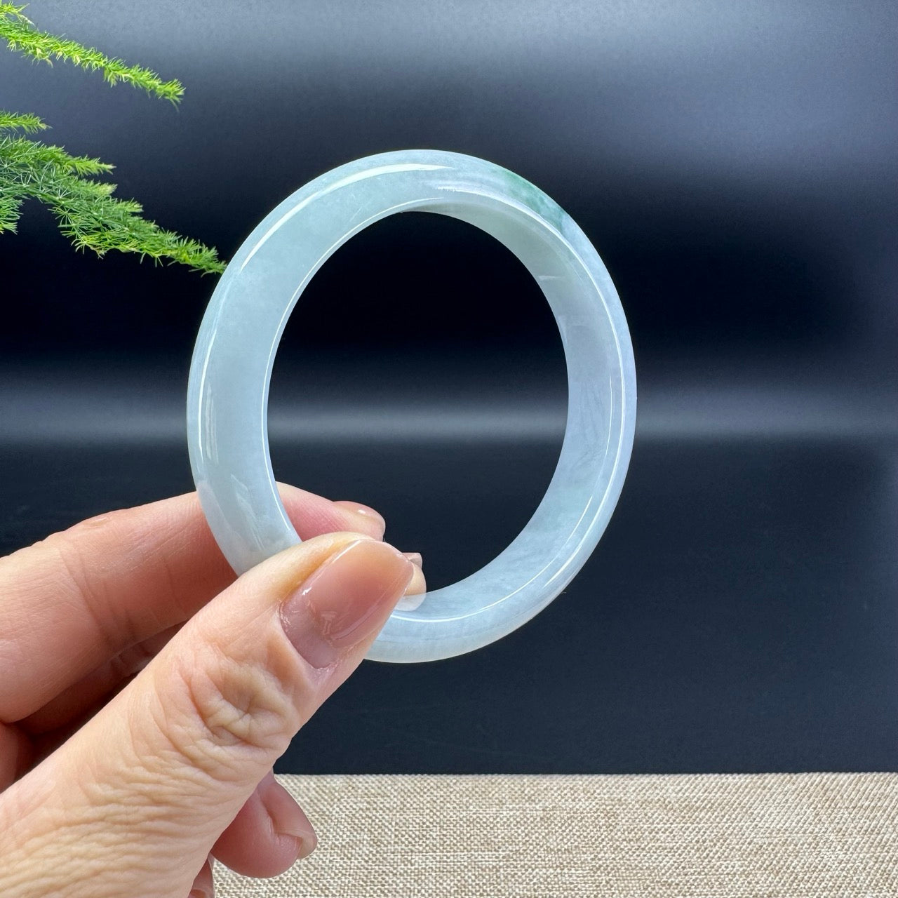 Genuine Burmese Green Jade Jadeite Bangle Bracelet ( 59.6mm )