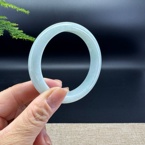 Genuine Burmese Green Jade Jadeite Bangle Bracelet ( 58.2mm )
