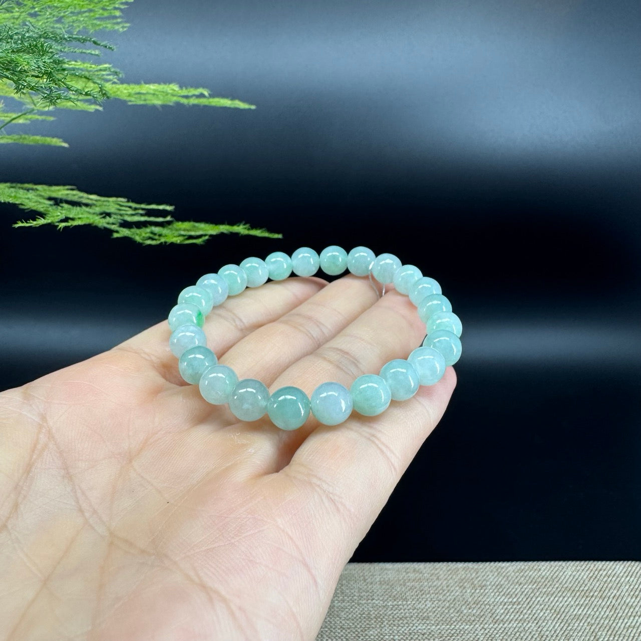 RealJade® Co. Genuine Jadeite Jade Round Apple Green Beads Bracelet (7.5mm)