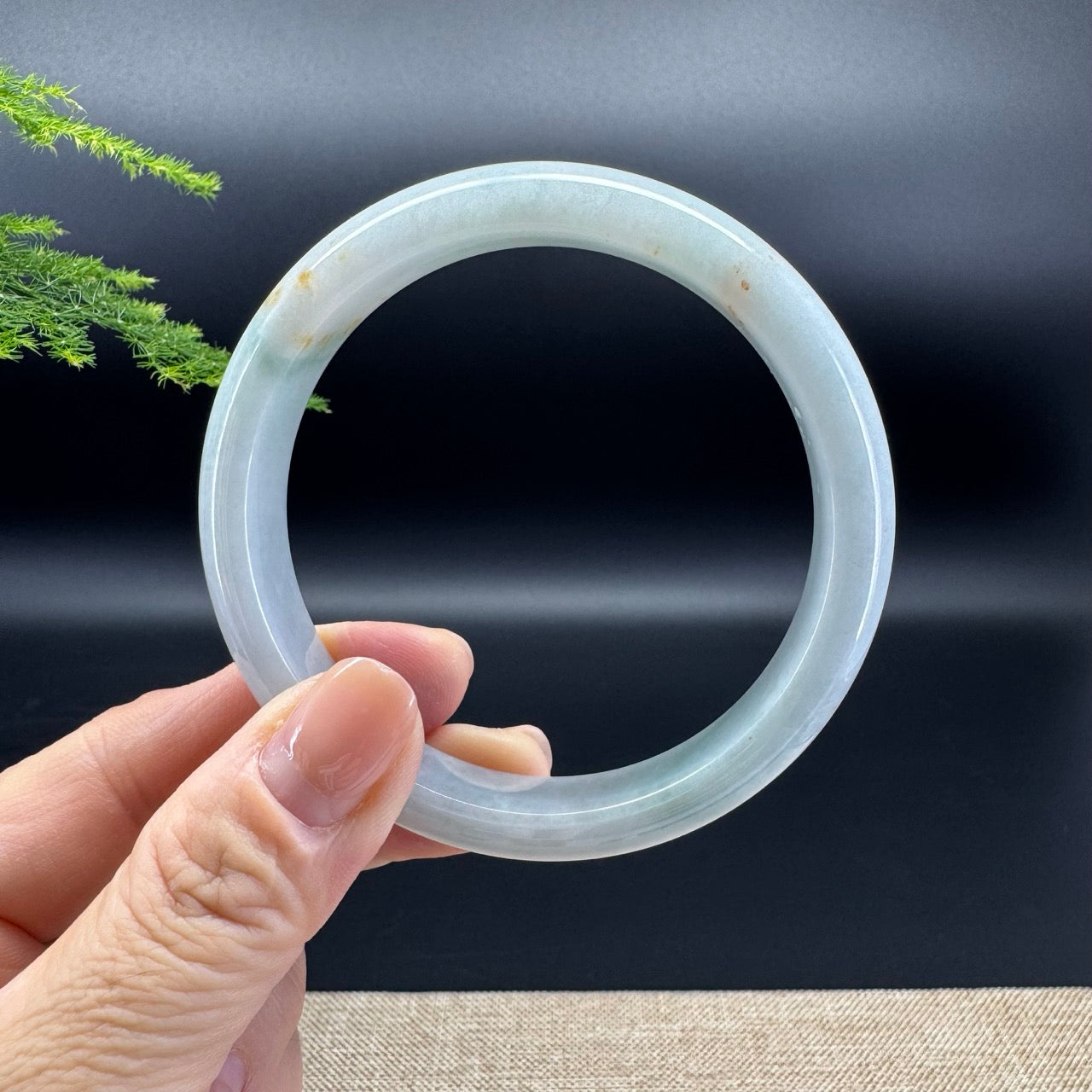 Genuine Burmese Green Jade Jadeite Bangle Bracelet ( 59.5mm )