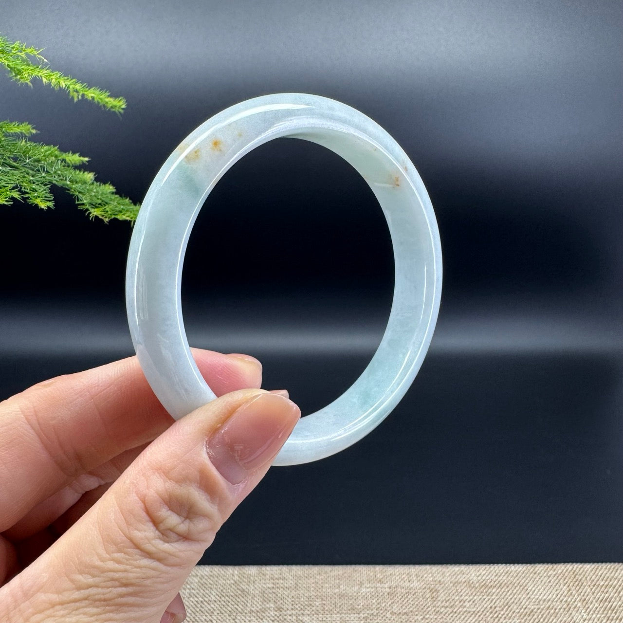 Genuine Burmese Green Jade Jadeite Bangle Bracelet ( 59.5mm )