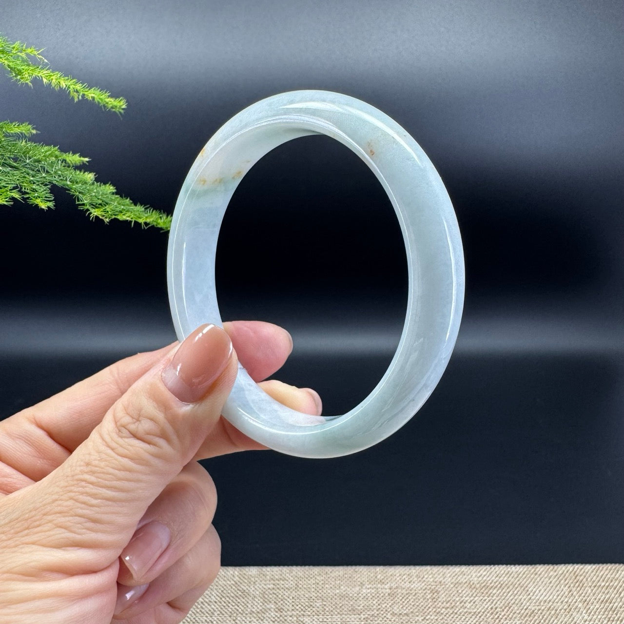 Genuine Burmese Green Jade Jadeite Bangle Bracelet ( 59.5mm )