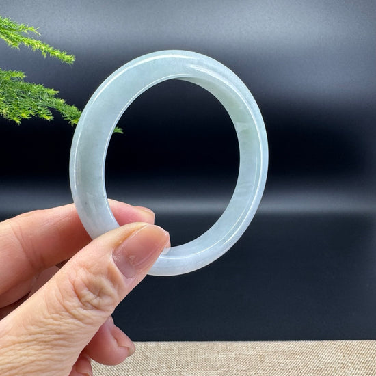 Genuine Burmese Green Jade Jadeite Bangle Bracelet ( 59.4mm )
