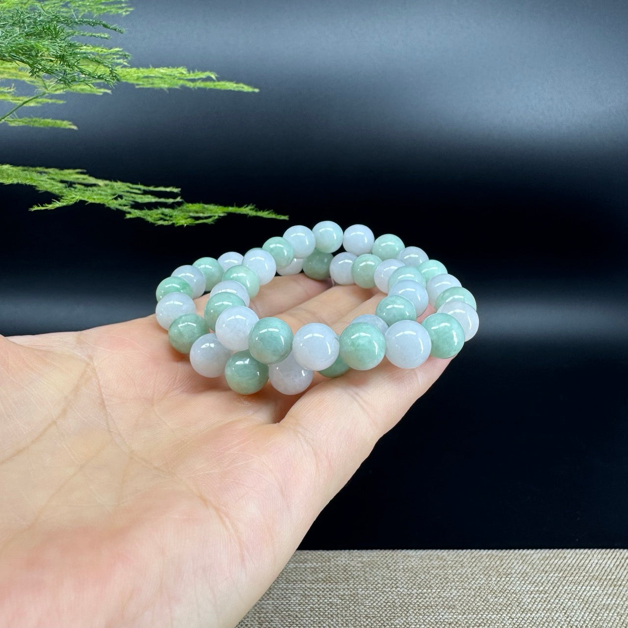 Natural Jadeite Jade Round White Green Beads Bracelet ( 9.5 mm )