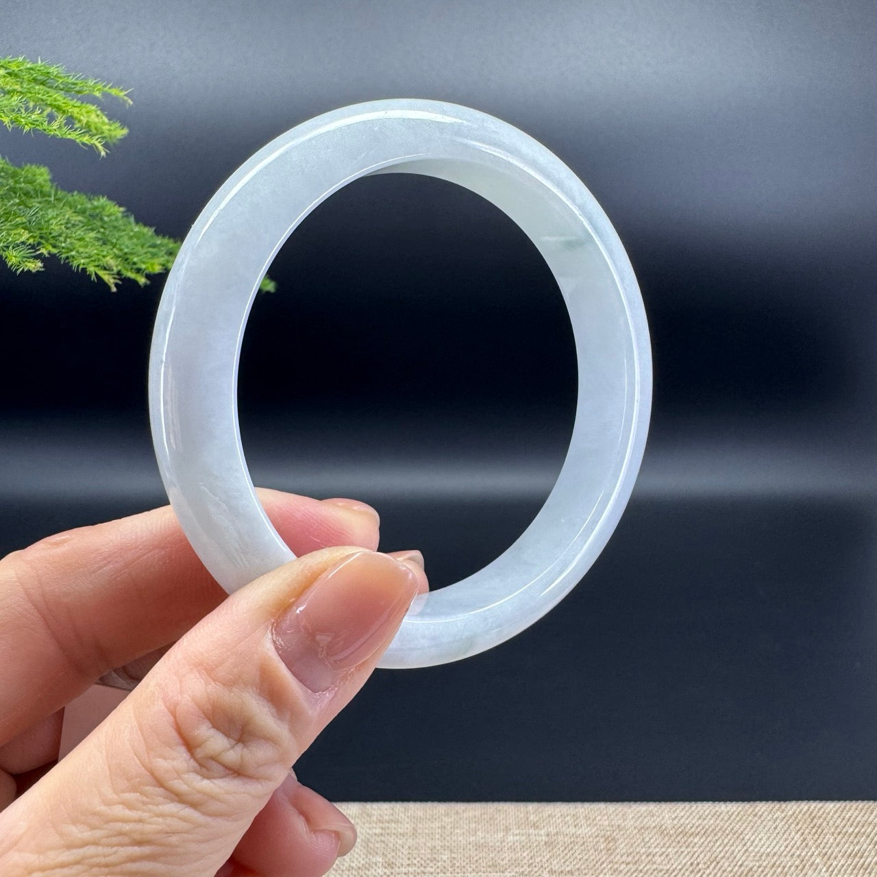 Genuine Burmese Green Jade Jadeite Bangle Bracelet ( 59mm )